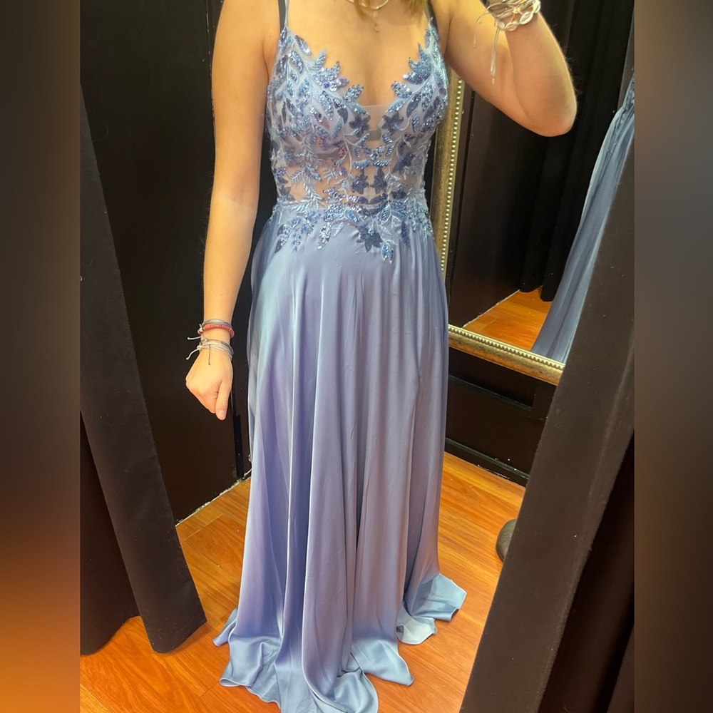 Blue ‘Cindy collection’ Prom Dress